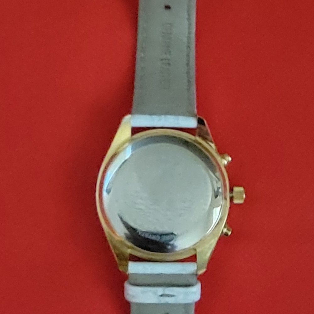 Authentic Versace Gold and White Watch - Picture 6 of 7